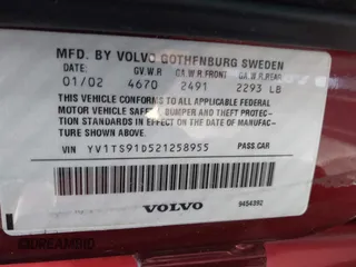 2002 Volvo S80 z VIN YV1TS91D521258955, wystawiony jako IAAI lot #41834536 z przebiegiem 96 160 mil mil oraz . Historia ofert i sprzedaży dostępna na DreamBid. Obrazek 9.
