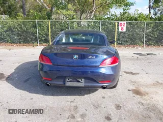 2009 BMW Z4 sDrive35i with VIN WBALM73579E165199, listed as a IAAI auction lot 41696215 with 1 mi miles. Bid and sale history available at carsss.com. Image 16.