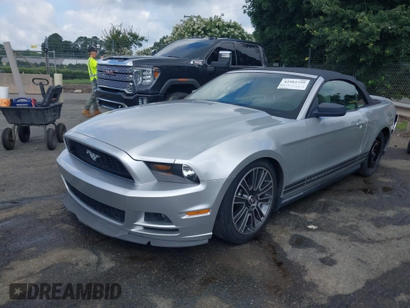 2011 Ford Mustang V6 with VIN 1ZVBP8EM7B5120539, listed as a IAAI auction lot 42502299 with 135,662 mi miles and . Bid and sale history available at DreamBid. Image 18.