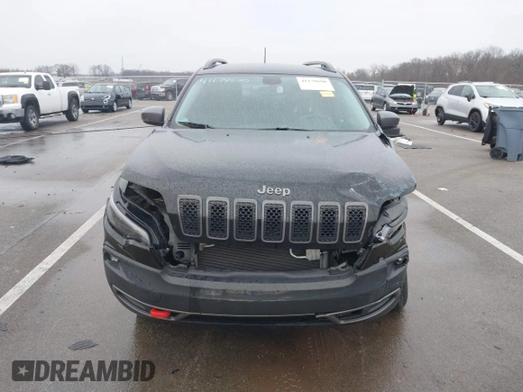 2019 Jeep Cherokee Trailhawk Elite with VIN 1C4PJMBX6KD418409, listed as a IAAI auction lot 41178690 with 80,755 mi miles. Bid and sale history available at carsss.com. Image 12.