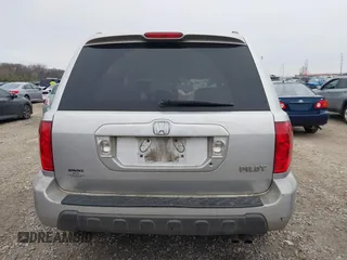 2005 Honda Pilot EX-L with RES with VIN 5FNYF186X5B062577, listed as a IAAI auction lot 42018093 with 209,321 mi miles. Bid and sale history available at carsss.com. Image 16.