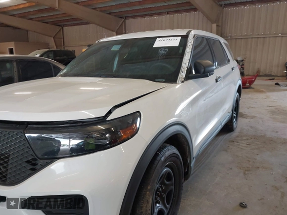 2021 Ford Police Interceptor Utility z VIN 1FM5K8AB1MGB54109, wystawiony jako IAAI lot #41694271 z przebiegiem 90 073 mil mil oraz . Historia ofert i sprzedaży dostępna na DreamBid. Obrazek 2.