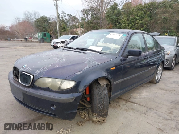 2002 BMW 3 Series 325i with VIN WBAEV33462KL55864, listed as a IAAI auction lot 41655195 with 213,127 mi miles. Bid and sale history available at carsss.com. Image 2.