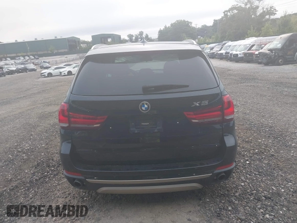 2017 BMW X5 xDrive35i z VIN 5UXKR0C58H0U55596, wystawiony jako IAAI lot #40291461 z przebiegiem 97 720 mil mil oraz . Historia ofert i sprzedaży dostępna na DreamBid. Obrazek 16.