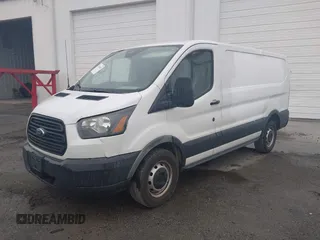 2018 Ford Transit с VIN 1FTYE1ZM2JKB20887, выставлен на аукционе IAAI как лот 42060582 с пробегом 257 476 миль миль и . История ставок и продаж доступна на DreamBid. Изображение 2.