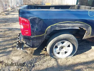 2008 Chevrolet Silverado 1500 1LT with VIN 2GCEC19J081208622, listed as a IAAI auction lot 41684612 with 253,258 mi miles and . Bid and sale history available at DreamBid. Image 6.