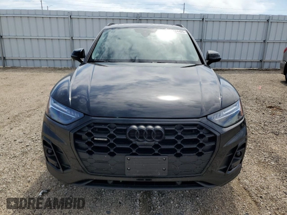 2022 Audi Q5 S line Prestige with VIN WA1FAAFY7N2111029, listed as a Copart auction lot 61124405 with 28,442 mi miles and Salvage title. Bid and sale history available at DreamBid. Image 5.