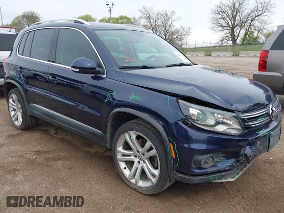 2016 Volkswagen Tiguan S z VIN WVGBV7AX0GW614760, wystawiony jako IAAI lot #42113413 z przebiegiem 91 423 mil mil oraz . Historia ofert i sprzedaży dostępna na DreamBid. Obrazek 1.