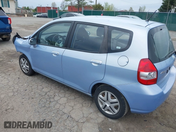2008 Honda Fit with VIN JHMGD38468S060570, listed as a IAAI auction lot 42016018 with 133,574 mi miles. Bid and sale history available at carsss.com. Image 3.