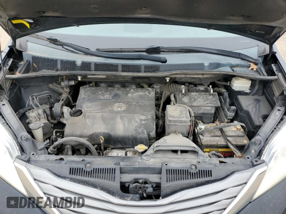 2011 Toyota Sienna XLE AAS with VIN 5TDYK3DC2BS175188, listed as a Copart auction lot 53974735 with 337,316 mi miles and Clean Title. Bid and sale history available at carsss.com. Image 12.