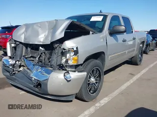 2009 Chevrolet Silverado 1500 LT with VIN 3GCEC23019G120466, listed as a IAAI auction lot 41754684 with 119,330 mi miles. Bid and sale history available at carsss.com. Image 18.