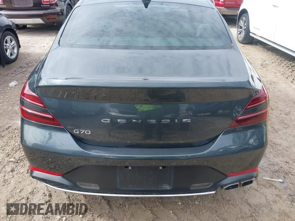 2022 Genesis G70 2.0T with VIN KMTG34TA4NU089672, listed as a IAAI auction lot 41337746 with 30,200 mi miles. Bid and sale history available at carsss.com. Image 17.