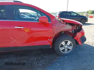 2018 Chevrolet Trax LT z VIN 3GNCJPSB0JL262159, wystawiony jako IAAI lot #42216660 z przebiegiem 27 369 mil mil oraz . Historia ofert i sprzedaży dostępna na DreamBid. Obrazek 6.