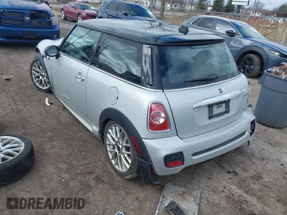 2013 MINI Cooper Hardtop with VIN WMWSU3C56DT374488, listed as a IAAI auction lot 41744603 with 82,678 mi miles. Bid and sale history available at carsss.com. Image 3.