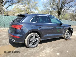 2020 Audi SQ5 Premium Plus with VIN WA1B4AFY3L2016244, listed as a Copart auction lot 51768275 with 30,084 mi miles and Salvage title. Bid and sale history available at DreamBid. Image 3.