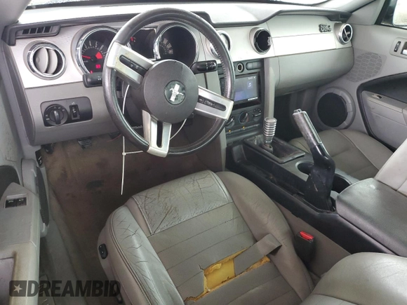 2006 Ford Mustang GT Deluxe with VIN 1ZVHT82H365232581, listed as a Copart auction lot 63277185 with 252,937 mi miles and Salvage title. Bid and sale history available at DreamBid. Image 8.