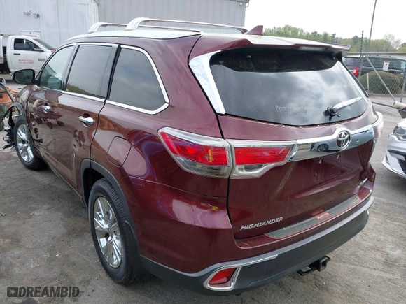 2014 Toyota Highlander XLE with VIN 5TDJKRFH4ES066765, listed as a IAAI auction lot 41952367 with 94,219 mi miles. Bid and sale history available at carsss.com. Image 3.