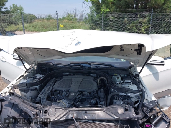 2012 Mercedes-Benz E 350 Luxury with VIN WDDHF8JB7CA620980, listed as a IAAI auction lot 42659488 with 113,301 mi miles and . Bid and sale history available at DreamBid. Image 10.