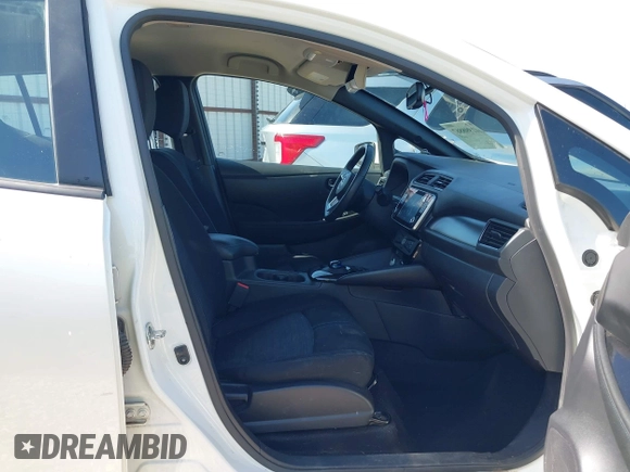 2023 Nissan LEAF SV Plus z VIN 1N4CZ1CV3PC553045, wystawiony jako IAAI lot #41998867 z przebiegiem 38 550 mil mil oraz . Historia ofert i sprzedaży dostępna na DreamBid. Obrazek 5.