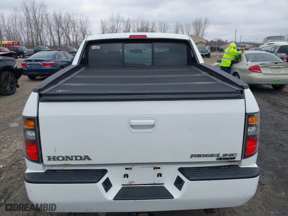 2008 Honda Ridgeline RTS with VIN 2HJYK16488H529857, listed as a IAAI auction lot 41991405 with 183,093 mi miles. Bid and sale history available at carsss.com. Image 16.