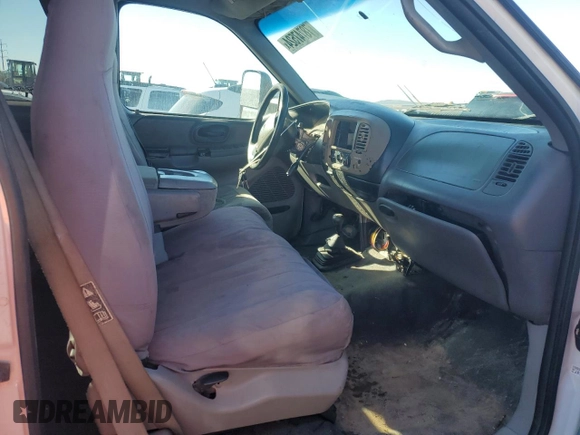1999 Ford F-150 с VIN 1FTRX18W1XKB45838, выставлен на аукционе Copart как лот 78747524 с пробегом Не указан миль и Чистый • Clean title. История ставок и продаж доступна на DreamBid. Изображение 7.