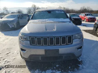 2018 Jeep Grand Cherokee Altitude with VIN 1C4RJFAG3JC241067, listed as a Copart auction lot 44239085 with 171,779 mi miles and Salvage title. Bid and sale history available at DreamBid. Image 5.
