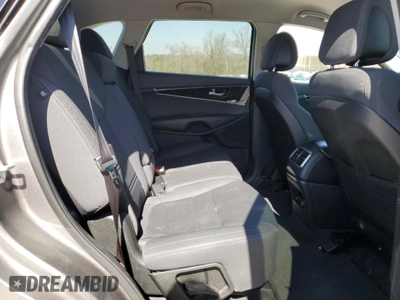 2016 Kia Sorento LX with VIN 5XYPG4A31GG053787, listed as a Copart auction lot 48758835 with 250,582 mi miles and Salvage Title. Bid and sale history available at carsss.com. Image 11.