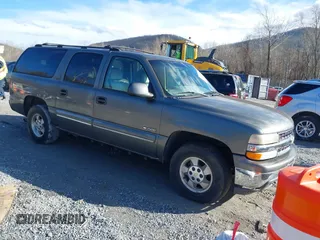 2001 Chevrolet Suburban LS with VIN 3GNFK16T81G128079, listed as a IAAI auction lot 41566374 with 228,376 mi miles and . Bid and sale history available at DreamBid. Image 1.