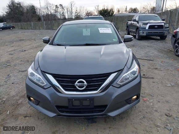 2018 Nissan Altima 2.5 SR with VIN 1N4AL3AP5JC221530, listed as a IAAI auction lot 41202536 with 66,718 mi miles. Bid and sale history available at carsss.com. Image 12.
