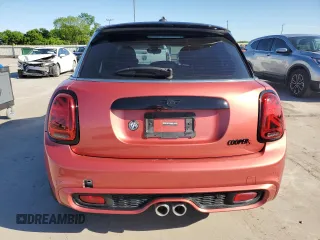 2021 MINI Hardtop 4 Door Cooper S z VIN WMWXU9C08M2N29397, wystawiony jako Copart lot #54247915 z przebiegiem 8654 mil mil oraz Szkody całkowita. Historia ofert i sprzedaży dostępna na DreamBid. Obrazek 6.