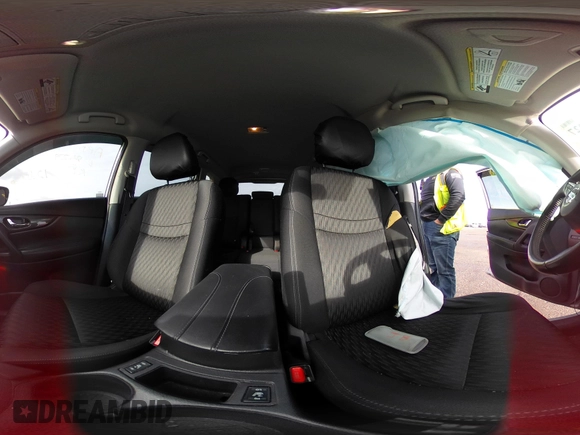 2020 Nissan Rogue SV with VIN KNMAT2MT4LP535422, listed as a IAAI auction lot 41068927 with 190,525 mi miles and . Bid and sale history available at DreamBid. Image 18.