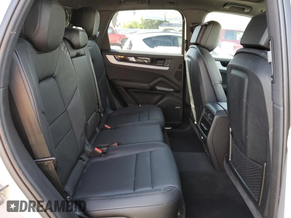 2024 Porsche Cayenne с VIN WP1AA2AY5RDA13168, выставлен на аукционе Copart как лот 50158205 с пробегом 4 568 миль миль и Списание • Salvage title. История ставок и продаж доступна на DreamBid. Изображение 11.