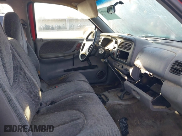 1998 Dodge Dakota with VIN 1B7FL22P5WS569446, listed as a IAAI auction lot 40906924 with 225,507 mi miles. Bid and sale history available at carsss.com. Image 5.