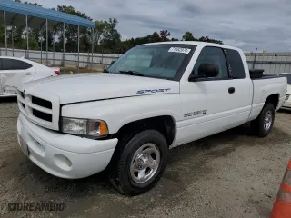 2000 Dodge Ram 1500 with VIN 3B7HC13Y6YG117073, listed as a Copart auction lot 71452974 with 136,749 mi miles and Salvage Title. Bid and sale history available at carsss.com. Image 1.
