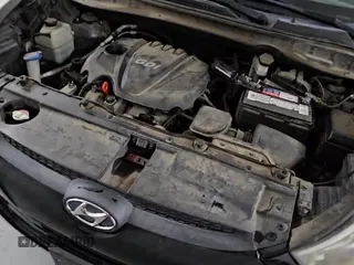 2015 Hyundai Tucson SE z VIN KM8JUCAG1FU038131, wystawiony jako Copart lot #84521605 z przebiegiem 147 573 mil mil oraz Czysty tytuł • Clean title. Historia ofert i sprzedaży dostępna na DreamBid. Obrazek 15.