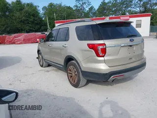 2017 Ford Explorer XLT с VIN 1FM5K7DH7HGA84857, выставлен на аукционе IAAI как лот 42064280 с пробегом 92 489 миль миль и . История ставок и продаж доступна на DreamBid. Изображение 3.