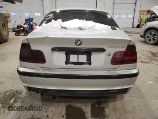 2001 BMW 3 Series 330i with VIN WBAAV53441JR80116, listed as a Copart auction lot 43047255 with 167,625 mi miles and Salvage Title. Bid and sale history available at carsss.com. Image 6.