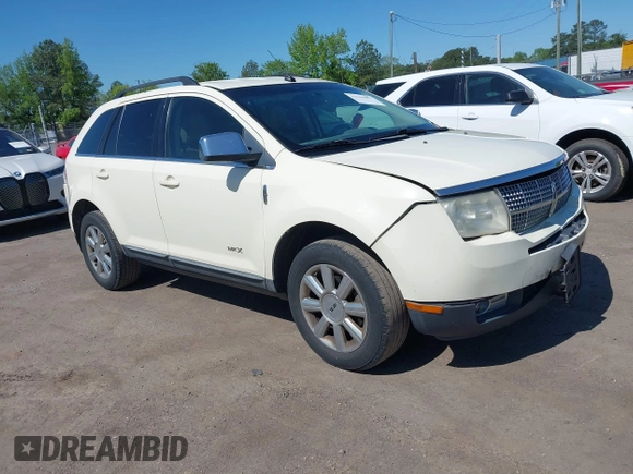 2008 Lincoln MKX with VIN 2LMDU88C48BJ17142, listed as a IAAI auction lot 42144487 with 239,637 mi miles. Bid and sale history available at carsss.com. Image 1.