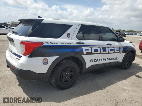 2020 Ford Police Interceptor Utility z VIN 1FM5K8AW7LGA55408, wystawiony jako Copart lot #51137325 z przebiegiem 47 670 mil mil oraz Nie do naprawy • Non repairable. Historia ofert i sprzedaży dostępna na DreamBid. Obrazek 3.