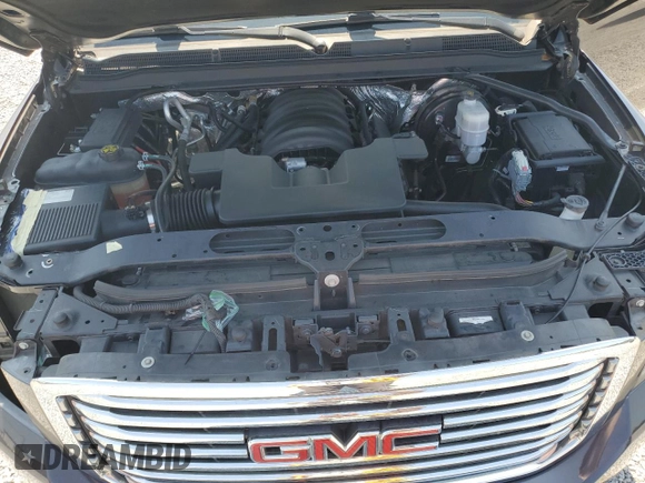2017 GMC Yukon SLT with VIN 1GKS1BKC6HR294072, listed as a Copart auction lot 68730204 with 111,473 mi miles and Salvage Title. Bid and sale history available at carsss.com. Image 13.