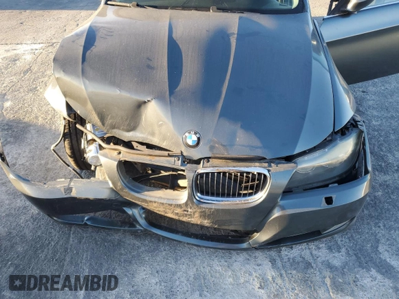 2009 BMW 3 Series 335i z VIN WBAPM73559A367676, wystawiony jako Copart lot #87549855 z przebiegiem 110 704 mil mil oraz Szkoda całkowita • Salvage title. Historia ofert i sprzedaży dostępna na DreamBid. Obrazek 13.