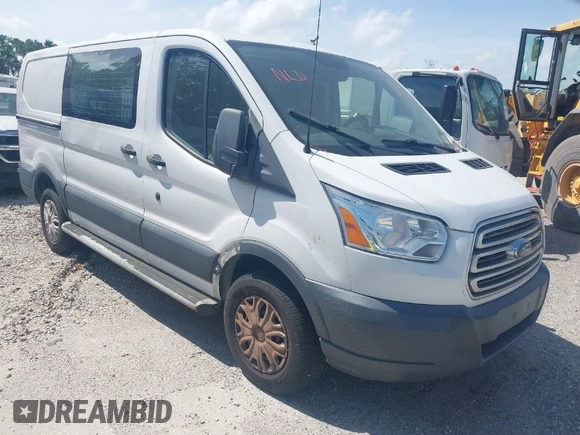 2018 Ford Transit with VIN 1FTYR1YM1JKA89833, listed as a IAAI auction lot 41833114 with 201,883 mi miles and . Bid and sale history available at DreamBid. Image 1.