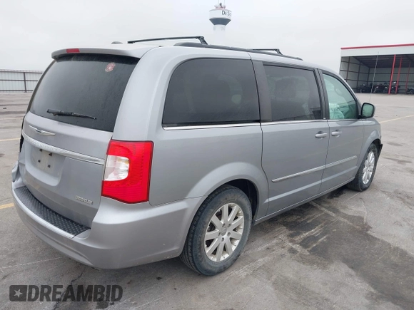 2014 Chrysler Town & Country Touring z VIN 2C4RC1BG1ER225443, wystawiony jako IAAI lot #42057326 z przebiegiem 142 997 mil mil oraz . Historia ofert i sprzedaży dostępna na DreamBid. Obrazek 4.
