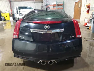 2013 Cadillac CTS-V z VIN 1G6DV1EP3D0102349, wystawiony jako Copart lot #43710885 z przebiegiem Nie podano mil oraz Czysty tytuł • Clean title. Historia ofert i sprzedaży dostępna na DreamBid. Obrazek 6.