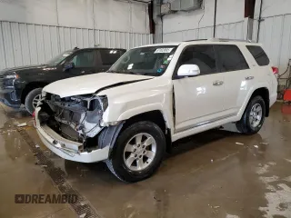 2010 Toyota 4Runner Trail z VIN JTEBU5JR6A5009731, wystawiony jako Copart lot #57403005 z przebiegiem 240 414 mil mil oraz Nie do naprawy • Non repairable. Historia ofert i sprzedaży dostępna na DreamBid. Obrazek 1.