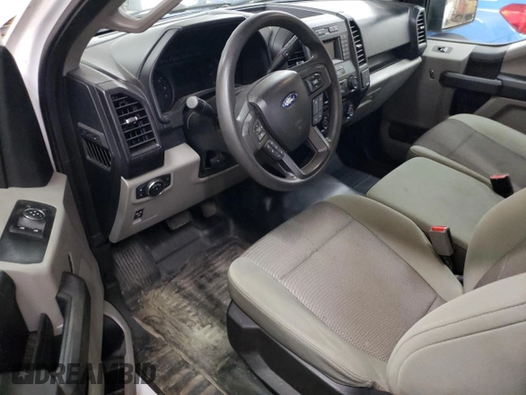2017 Ford F-150 XL z VIN 1FTMF1CP6HKC95457, wystawiony jako Copart lot #68996204 z przebiegiem 148 080 mil mil oraz Szkoda całkowita • Salvage title. Historia ofert i sprzedaży dostępna na DreamBid. Obrazek 8.
