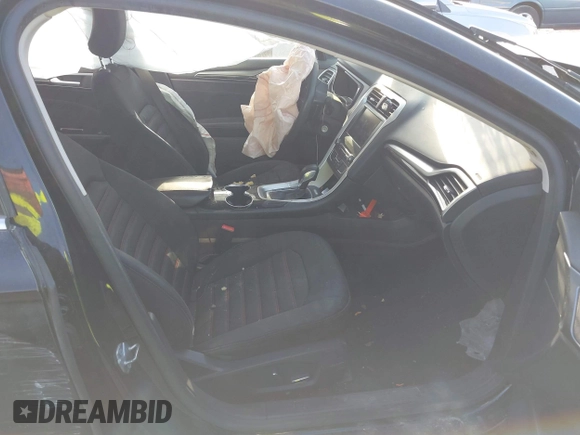 2016 Ford Fusion SE with VIN 3FA6P0H92GR162527, listed as a IAAI auction lot 41787515 with 103,951 mi miles and . Bid and sale history available at carsss.com. Image 5.