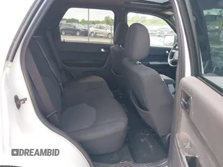 2008 Mercury Mariner с VIN 4M2CU91168KJ18822, выставлен на аукционе IAAI как лот 42389220 с пробегом 145 170 миль миль и . История ставок и продаж доступна на DreamBid. Изображение 8.