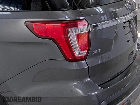 2017 Ford Explorer XLT z VIN 1FM5K8D89HGD08040, wystawiony jako IAAI lot #42516623 z przebiegiem 50 937 mil mil oraz . Historia ofert i sprzedaży dostępna na DreamBid. Obrazek 22.