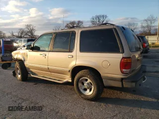 1998 Ford Explorer XLT с VIN 1FMZU35P7WZC25602, выставлен на аукционе Copart как лот 81112304 с пробегом 99 614 миль миль и Списание • Salvage title. История ставок и продаж доступна на DreamBid. Изображение 2.